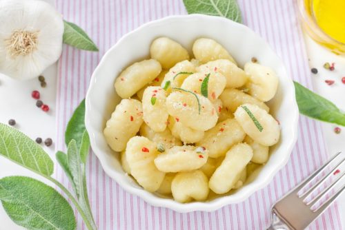 Des gnocchi de pain rassis au beurre de sauge